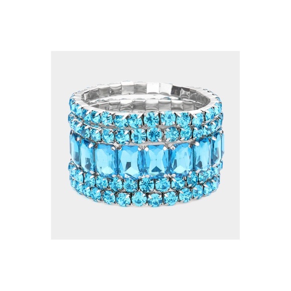 Jewelry - Vibrant Sky Blue Gemstone Bracelet